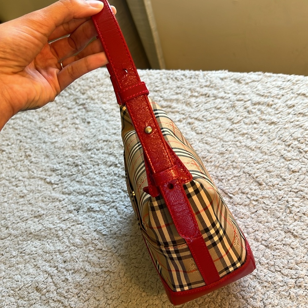 Burberry Canvas Nova Check Shoulder Bag - Picture 7 of 16